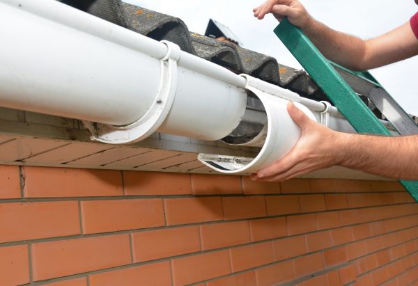 Gutter Seam Repair in West Bloomfield
