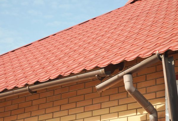 Loose Gutter Repair in West Bloomfield